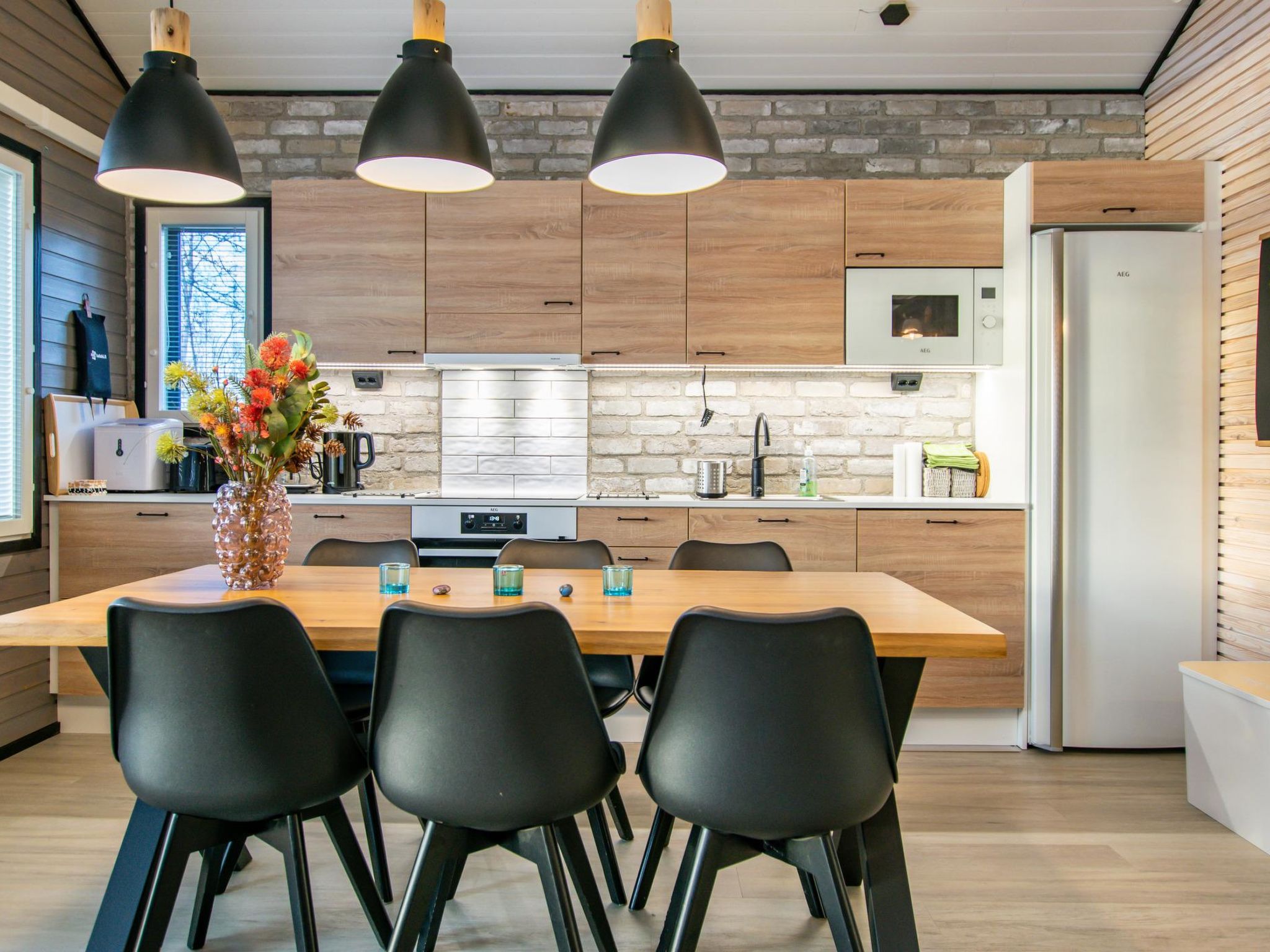 Aurinkopaikka-Binnen