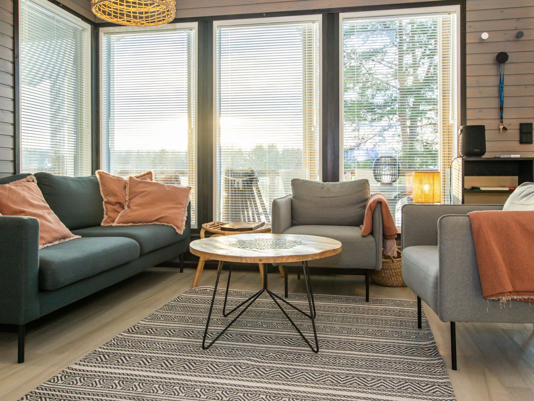 Aurinkopaikka-Binnen