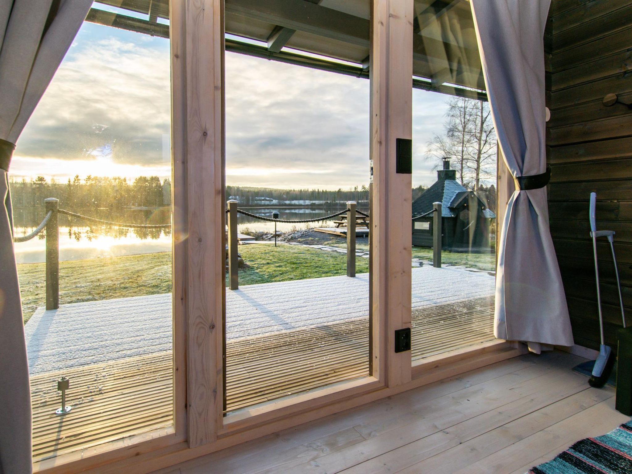 Aurinkopaikka-Binnen