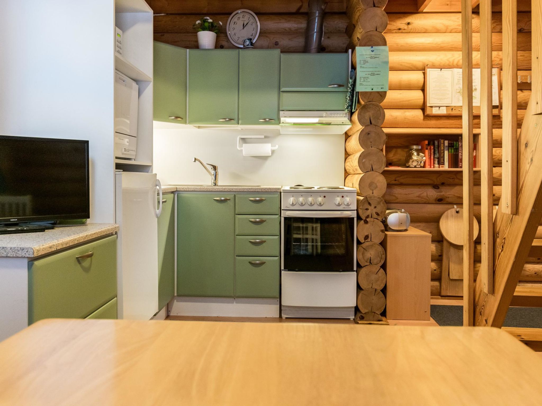 Kilpolan karoliina-Binnen