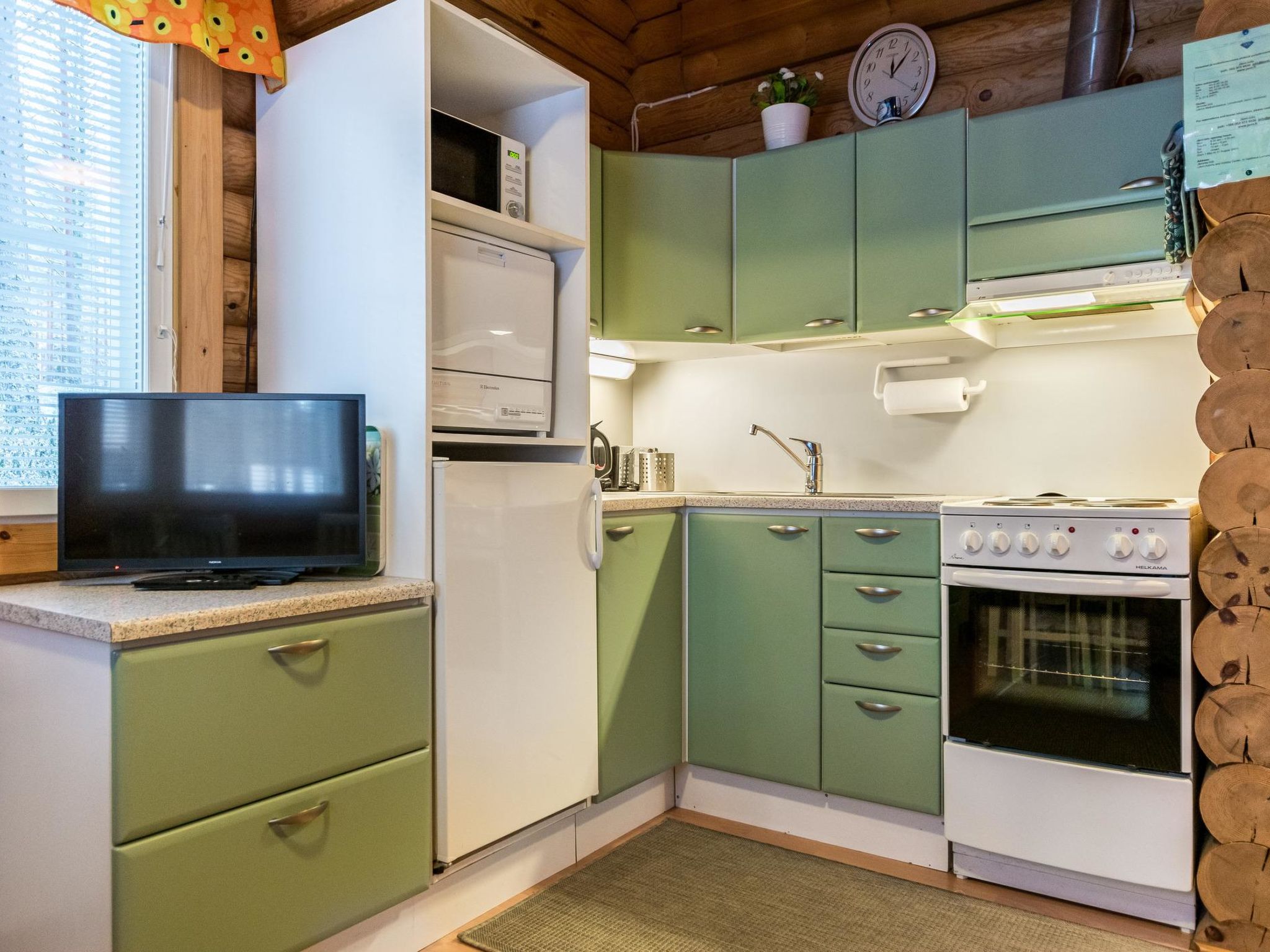 Kilpolan karoliina-Binnen