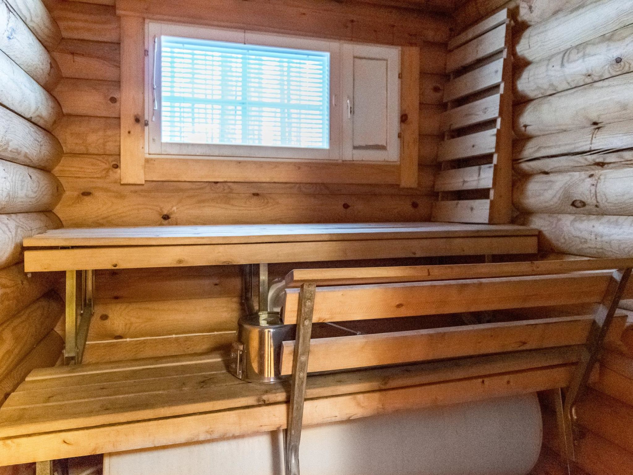 Kilpolan orvokki, pauliina ja karoliina-Binnen