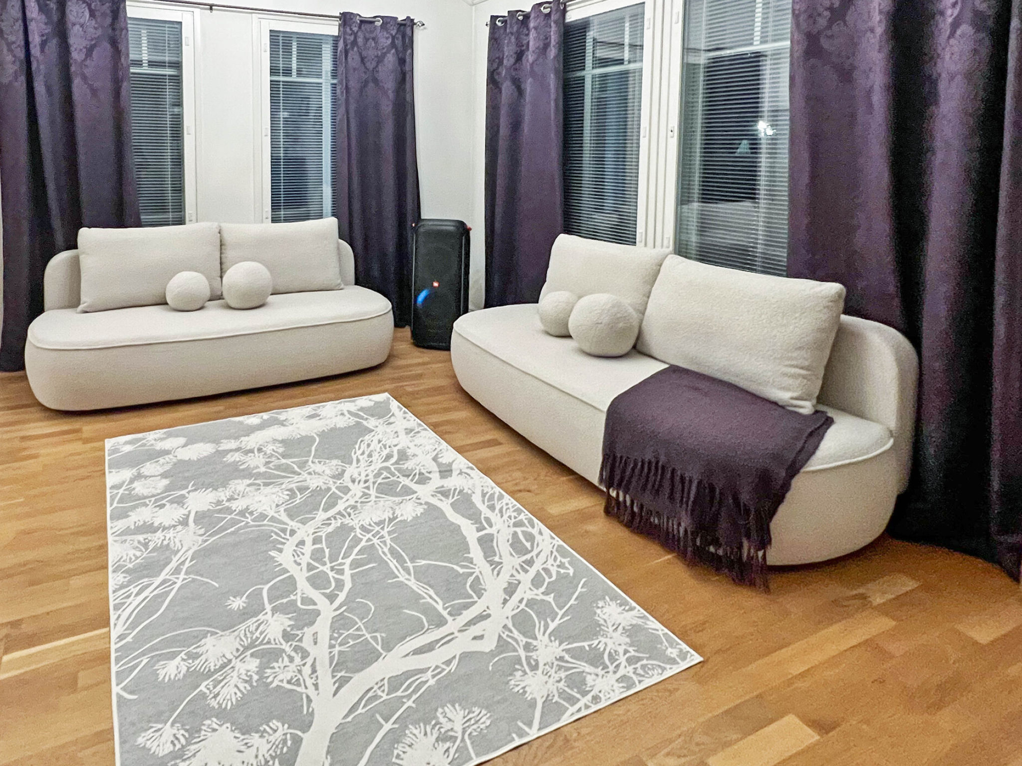 Tyttelsson - Drinnen