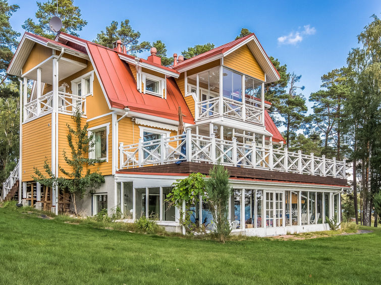 Aan het meer: Ruim vakantiehuis Villa Harald in Kemiönsaari in Kimitoön