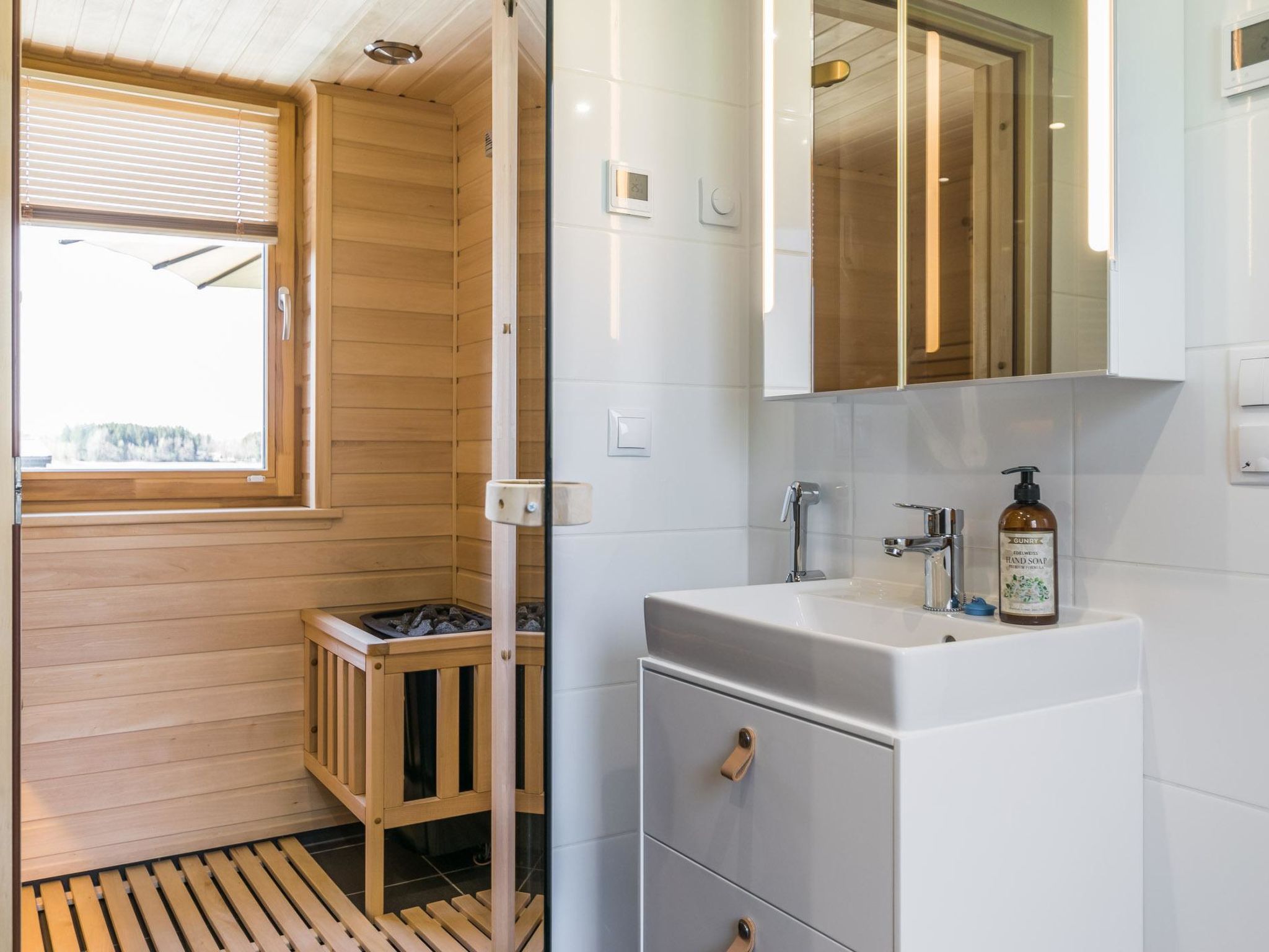 Villa pohjantähti 18-Binnen