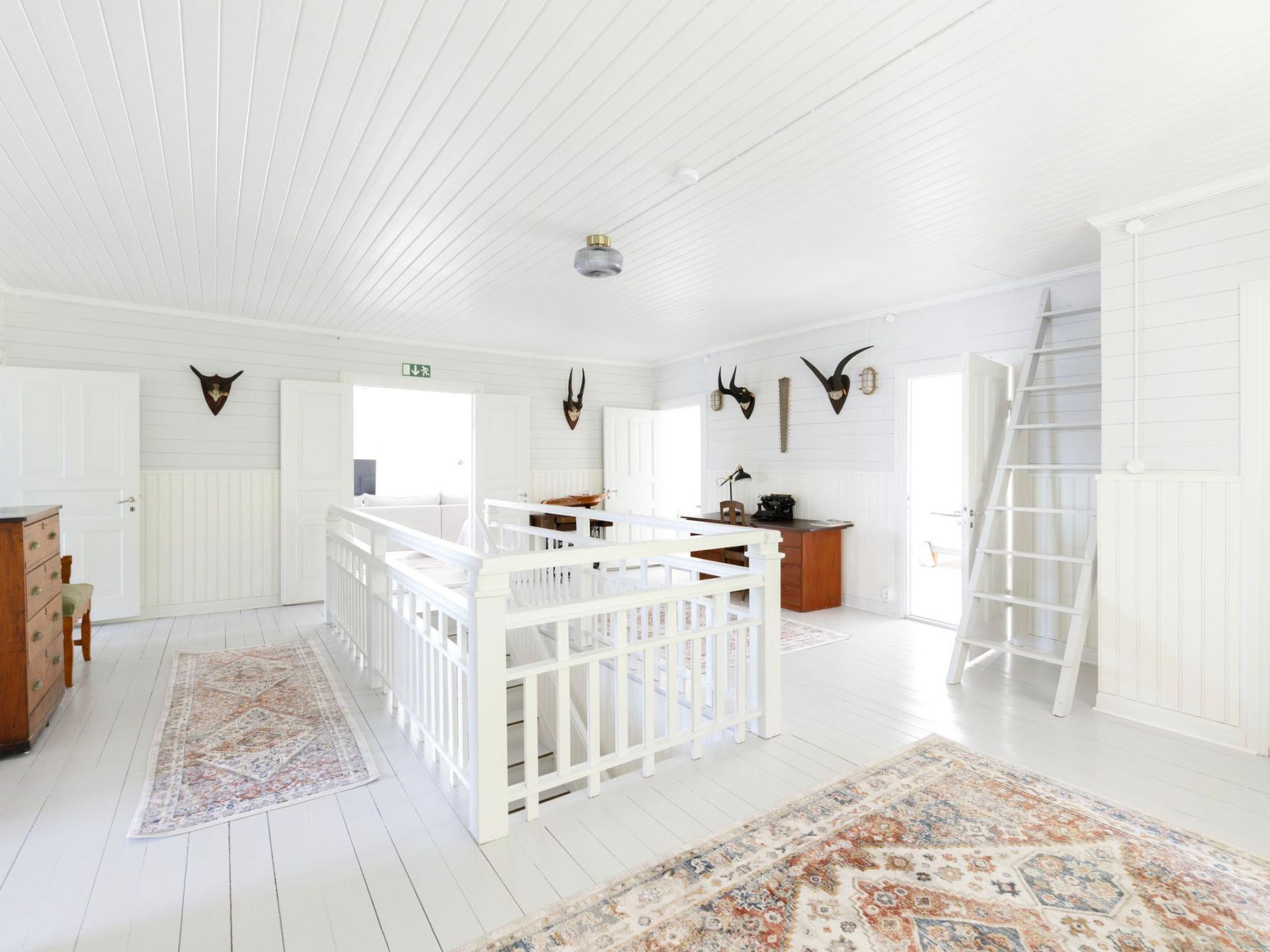 Kapteenin huvilat-Binnen