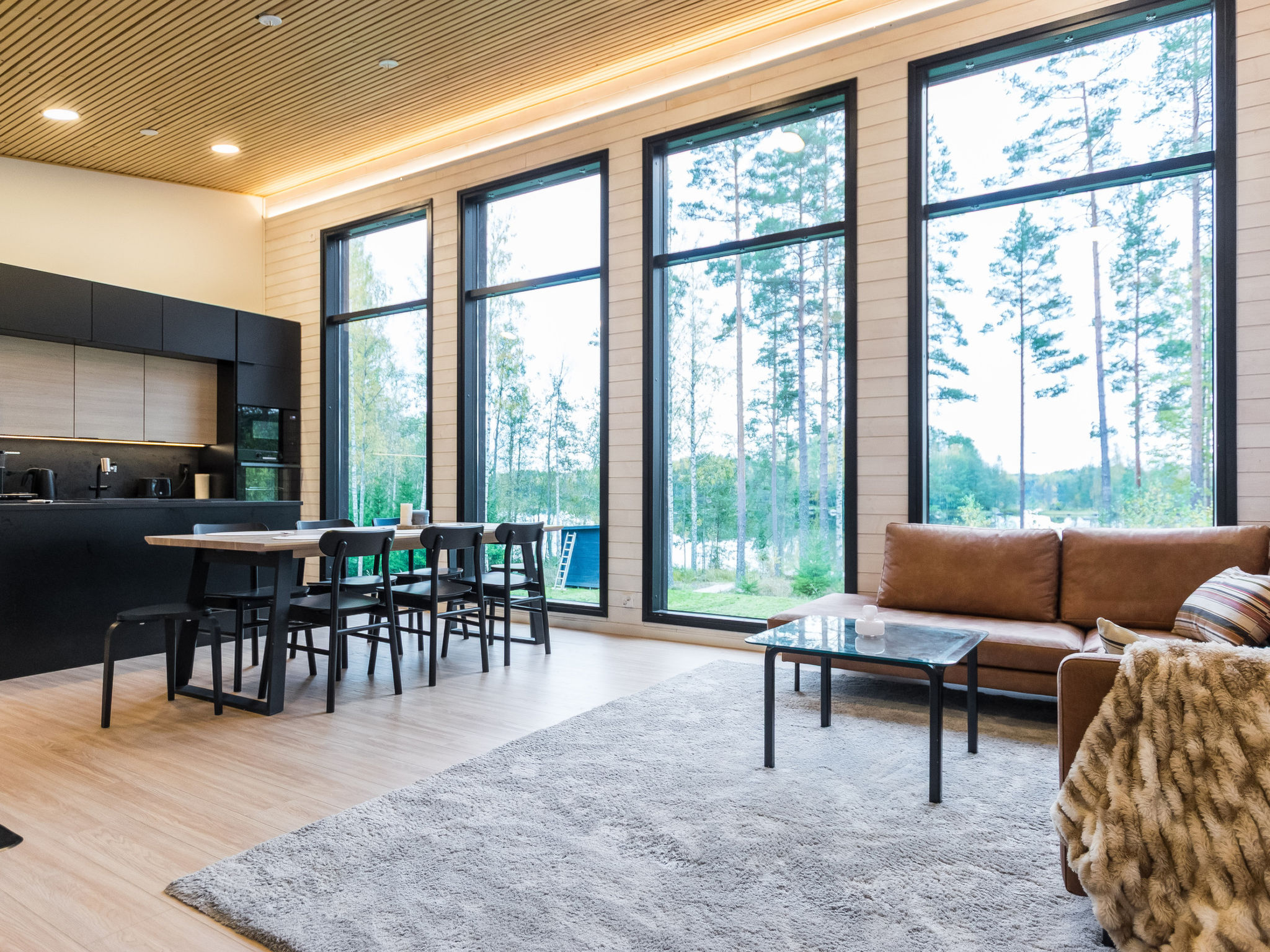 Duurzame houten villa aan het meer met sauna en eigen boothuis - foto 10