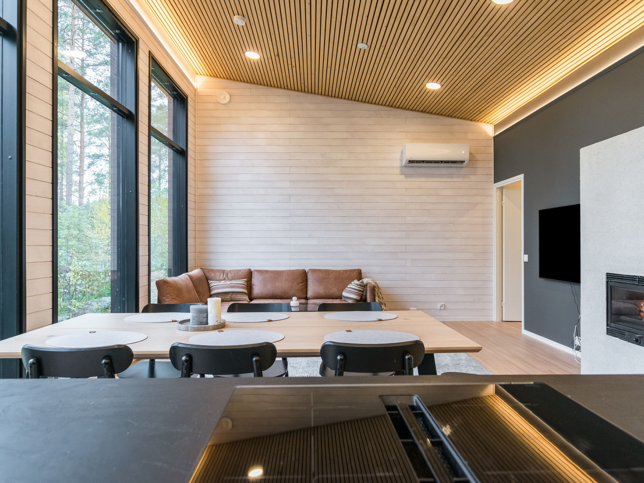 Duurzame houten villa aan het meer met sauna en eigen boothuis - foto 11