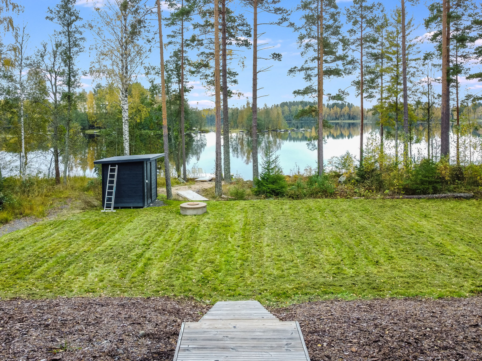Duurzame houten villa aan het meer met sauna en eigen boothuis - foto 30