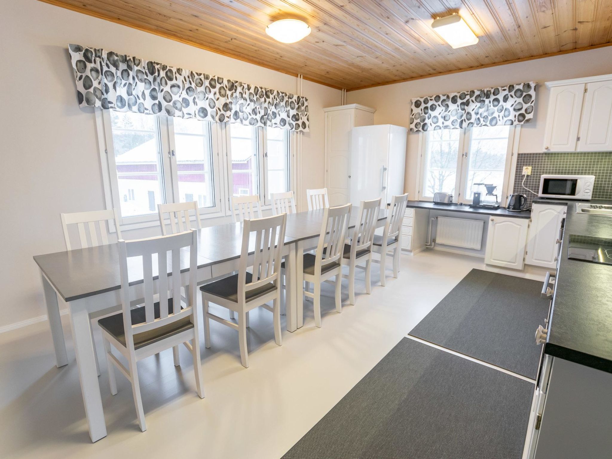 Villa pääsky-Binnen