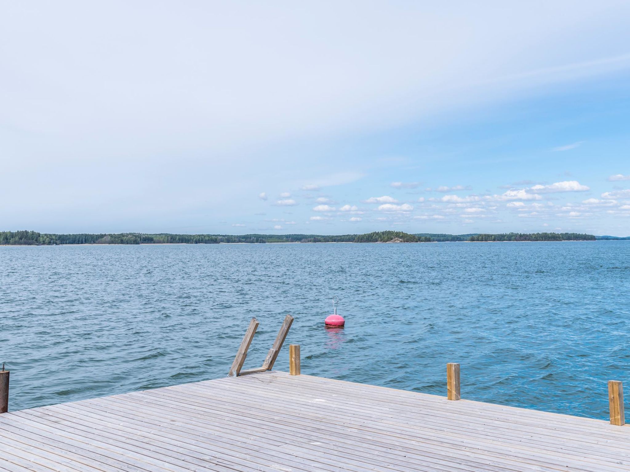 Villa pääsky-Binnen