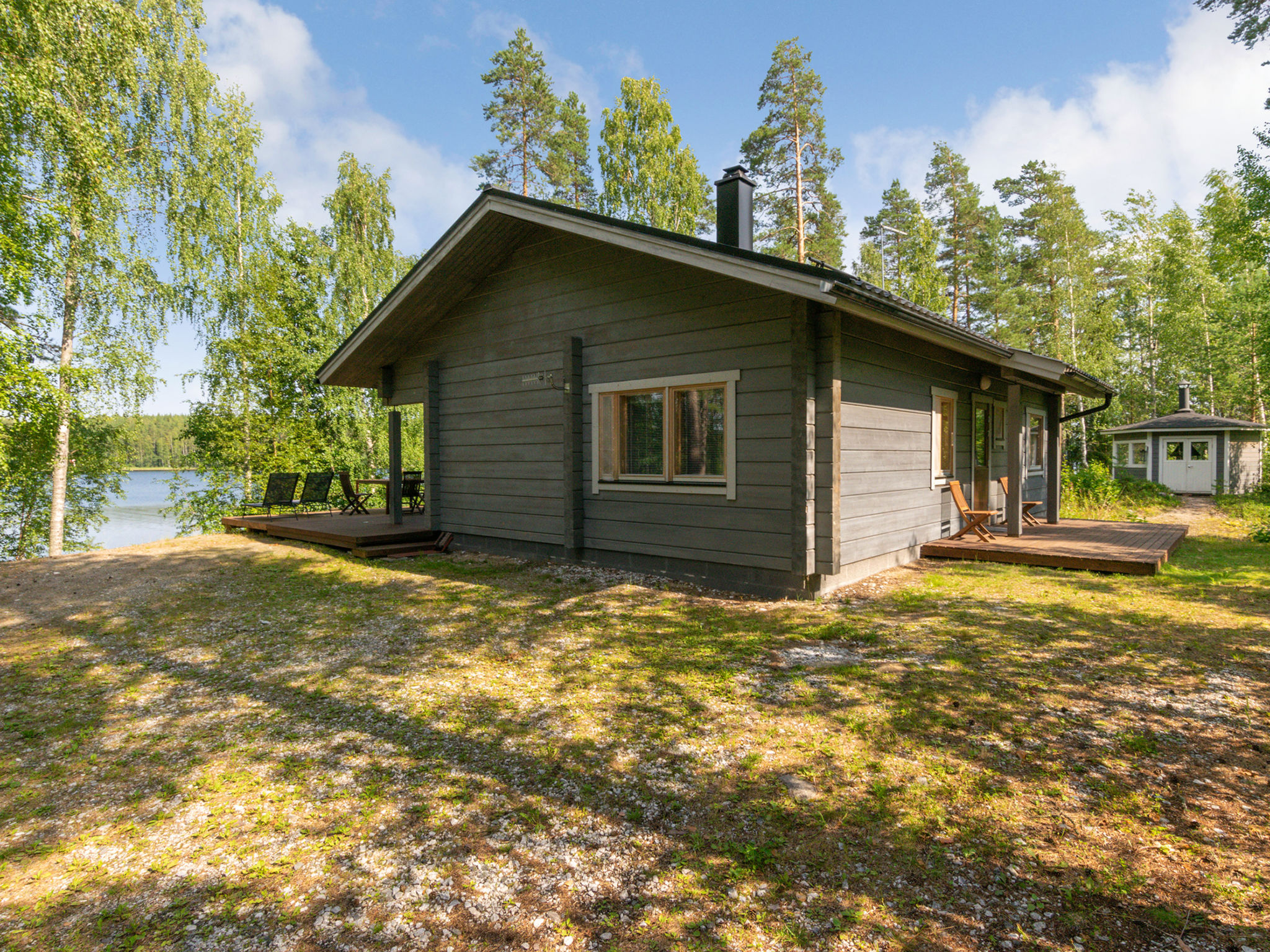 Hot pool cottage iitu