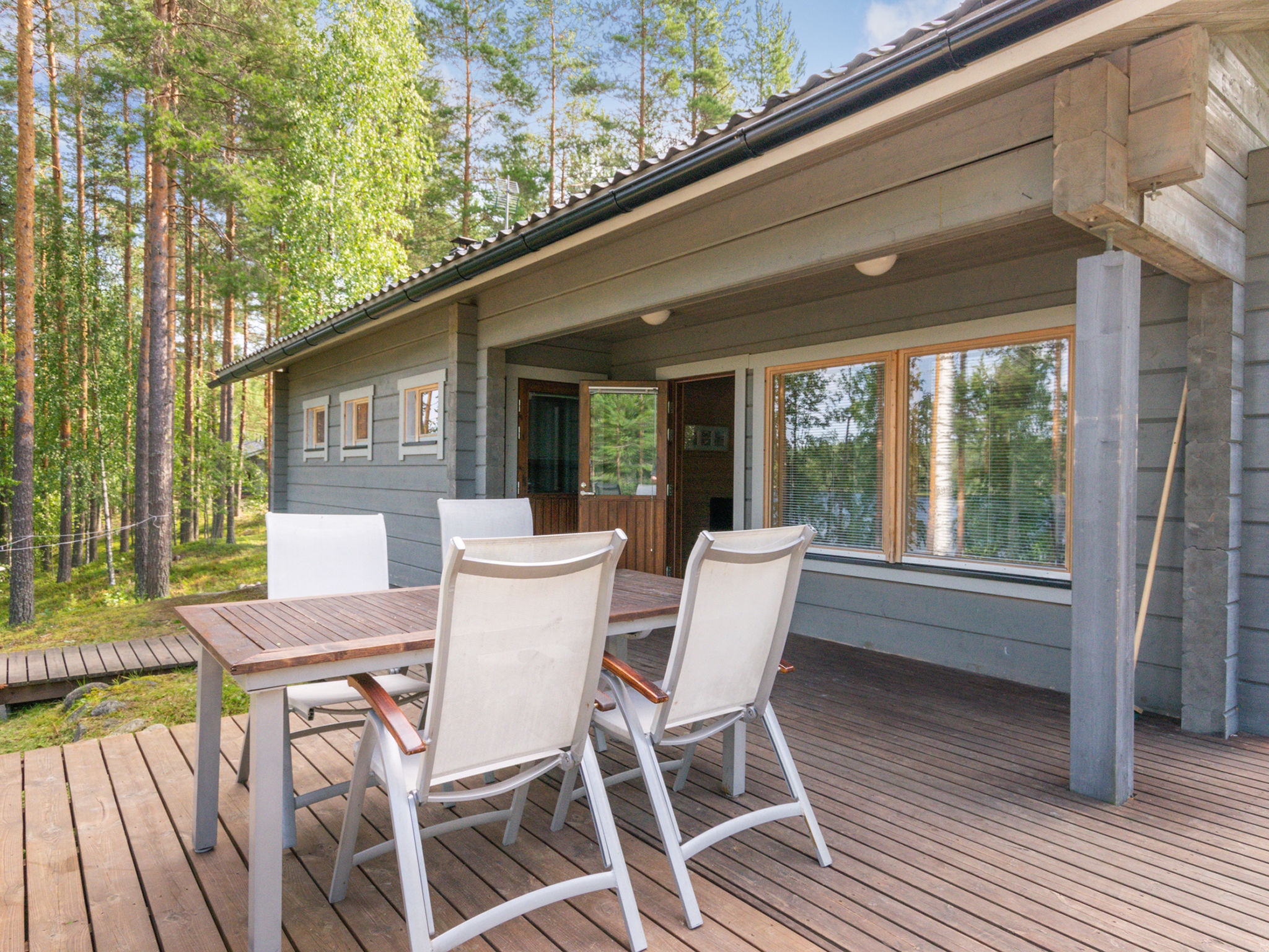 Hot pool cottage ainu