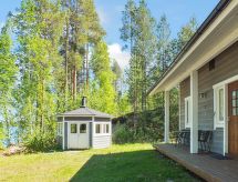 Hot pool cottage laurinranta