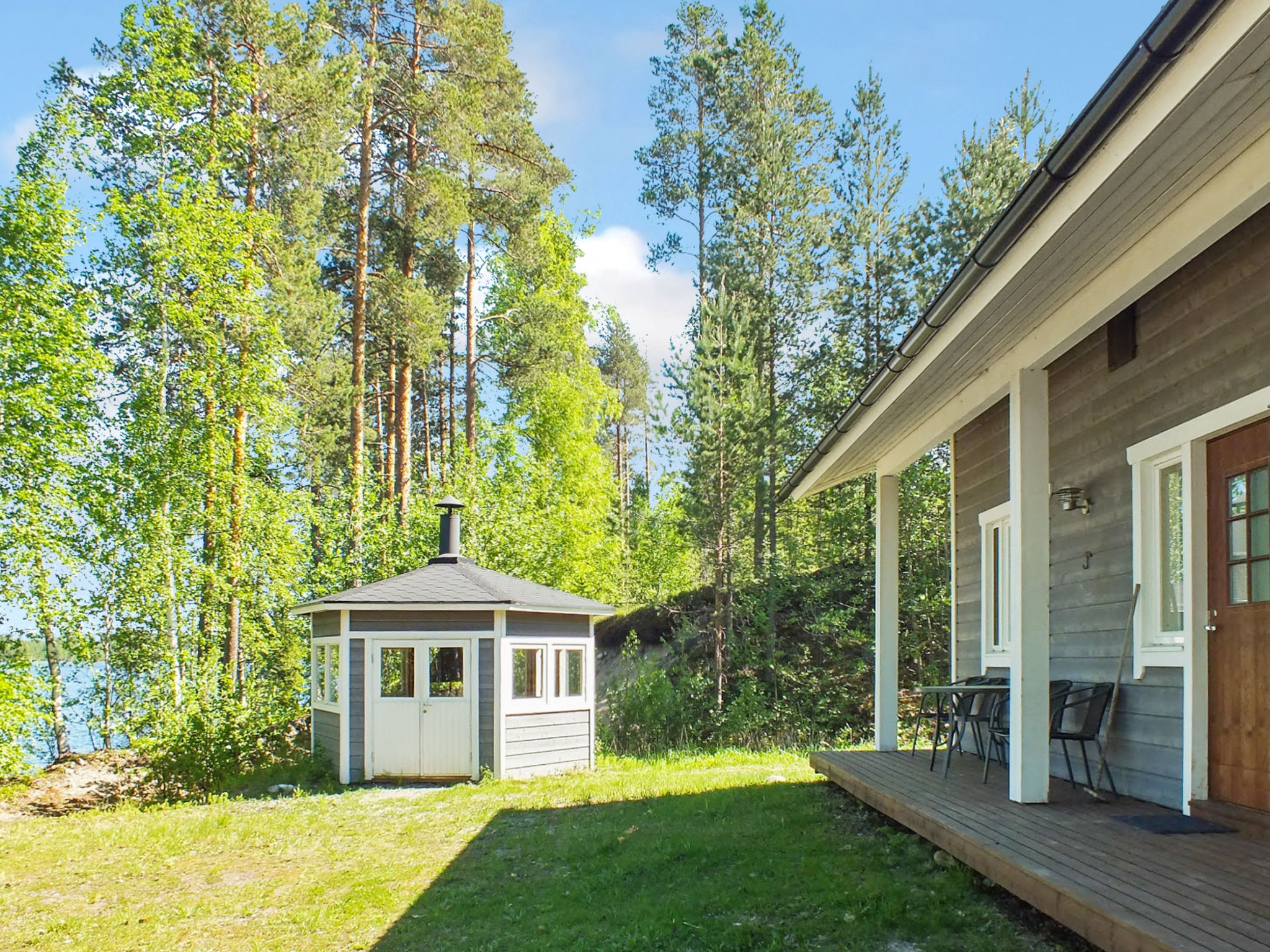 Hot pool cottage laurinranta - Binnen