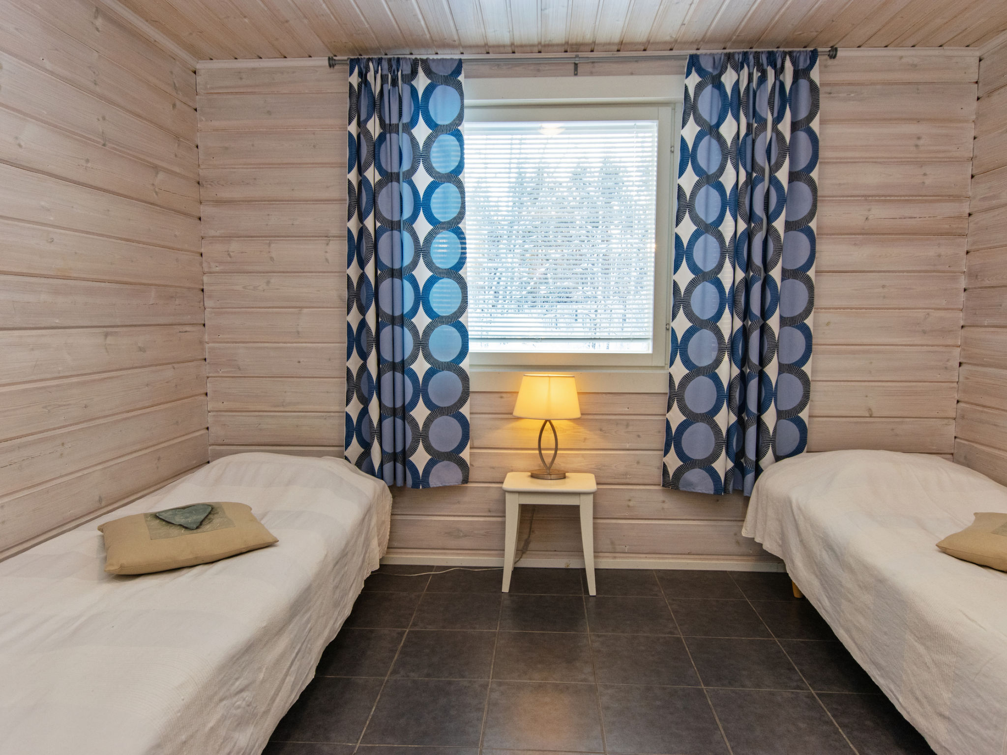 Hot pool cottage laurinranta - Binnen