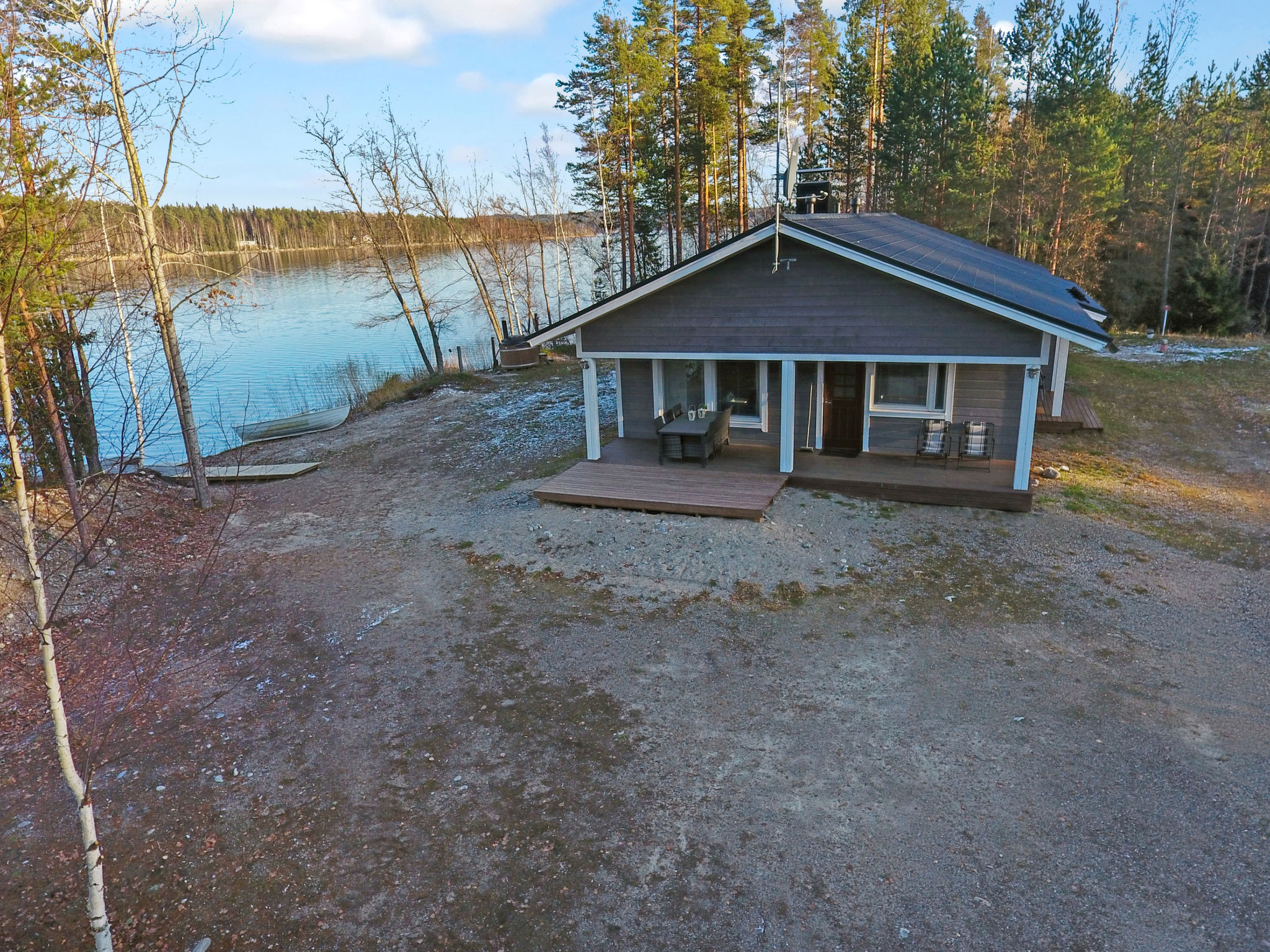 Hot pool cottage laurinranta