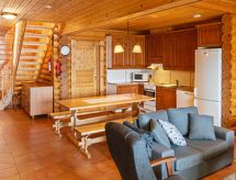 Authentieke blokhut aan Kokonjärvi met sauna en roeiboot in Urjala - thumbnail 5