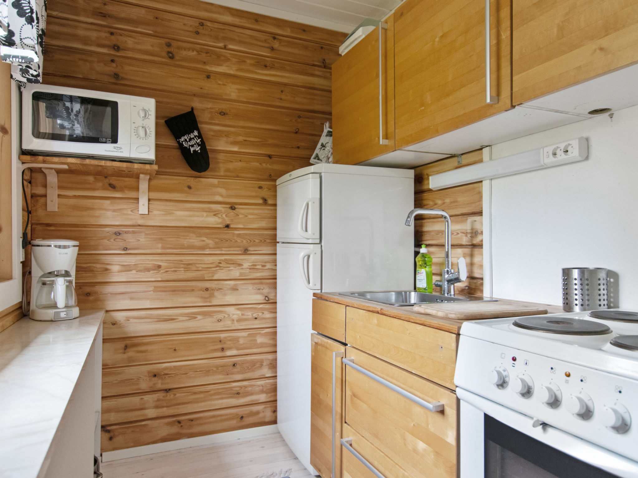 Sakarinniemi, vaikon loma 5 - Binnen