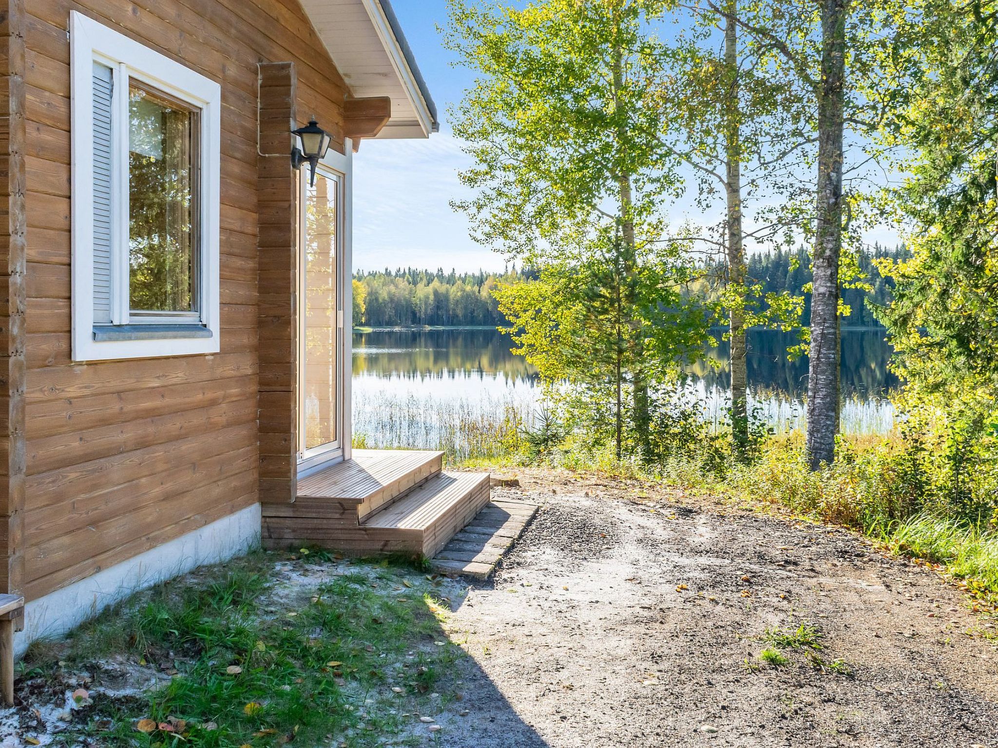 Jussinlahti, vaikon loma 6 - Inside
