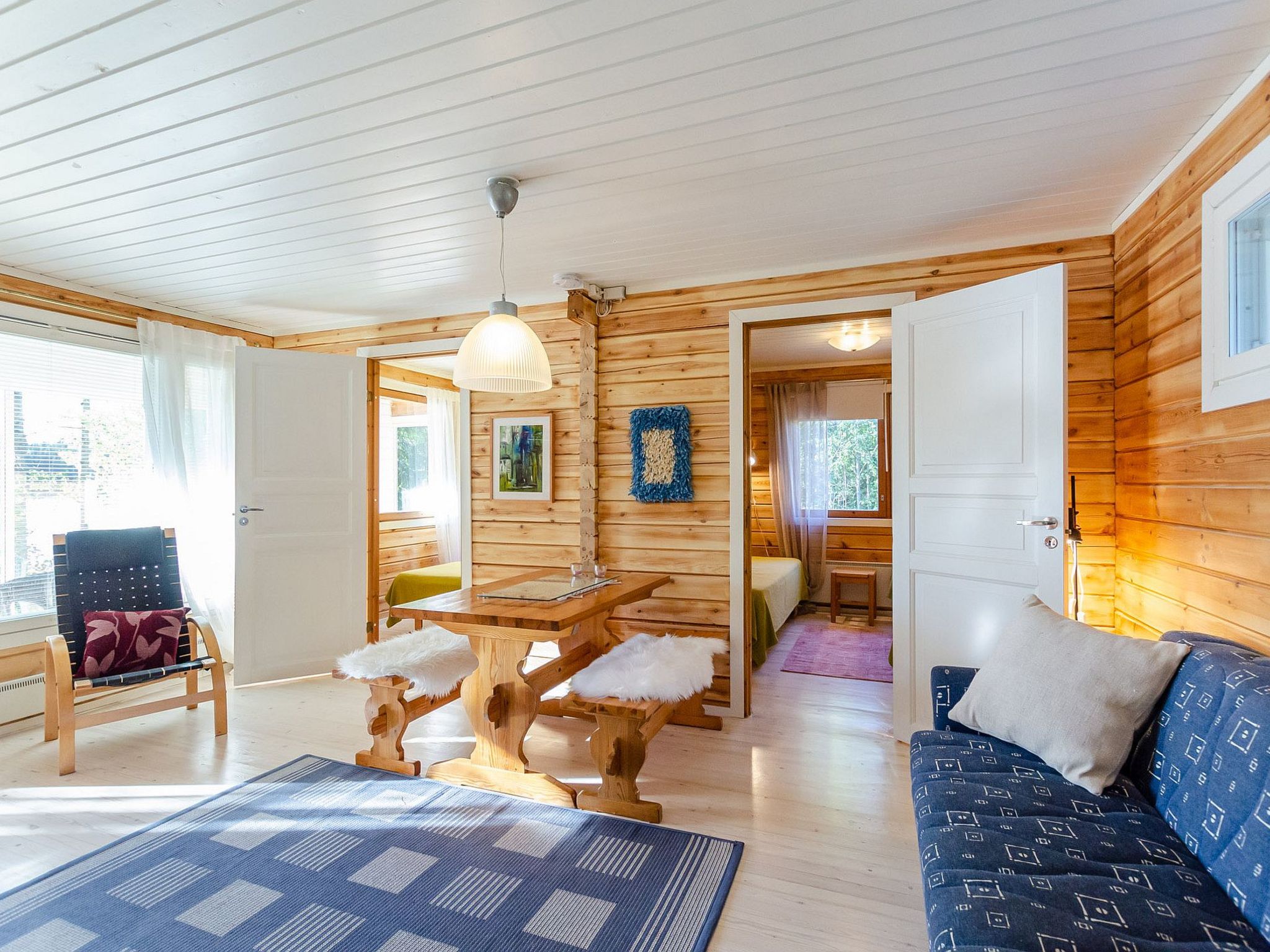 Jussinlahti, vaikon loma 6 - Inside