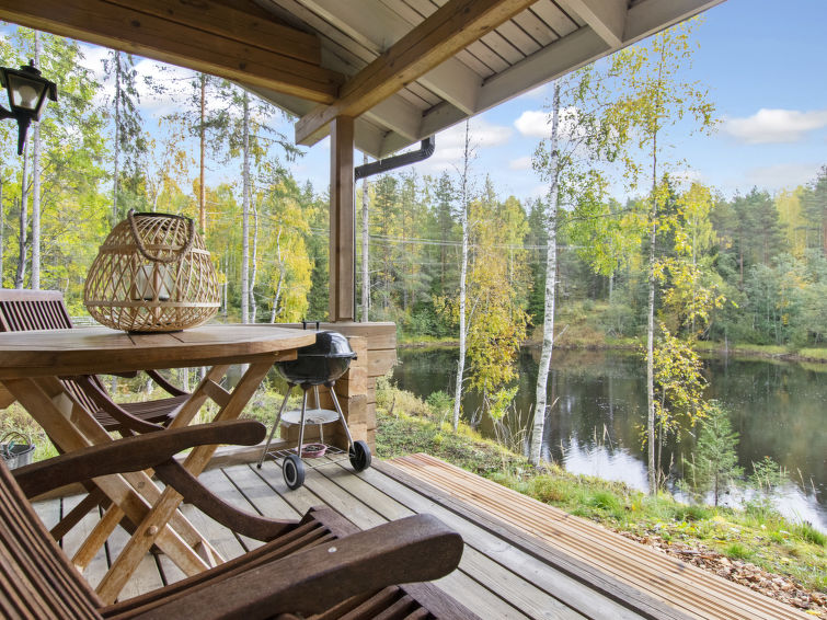 Sauna en rust aan het water in vakantiehuis Koskimökki, Kaavi in Kaavi