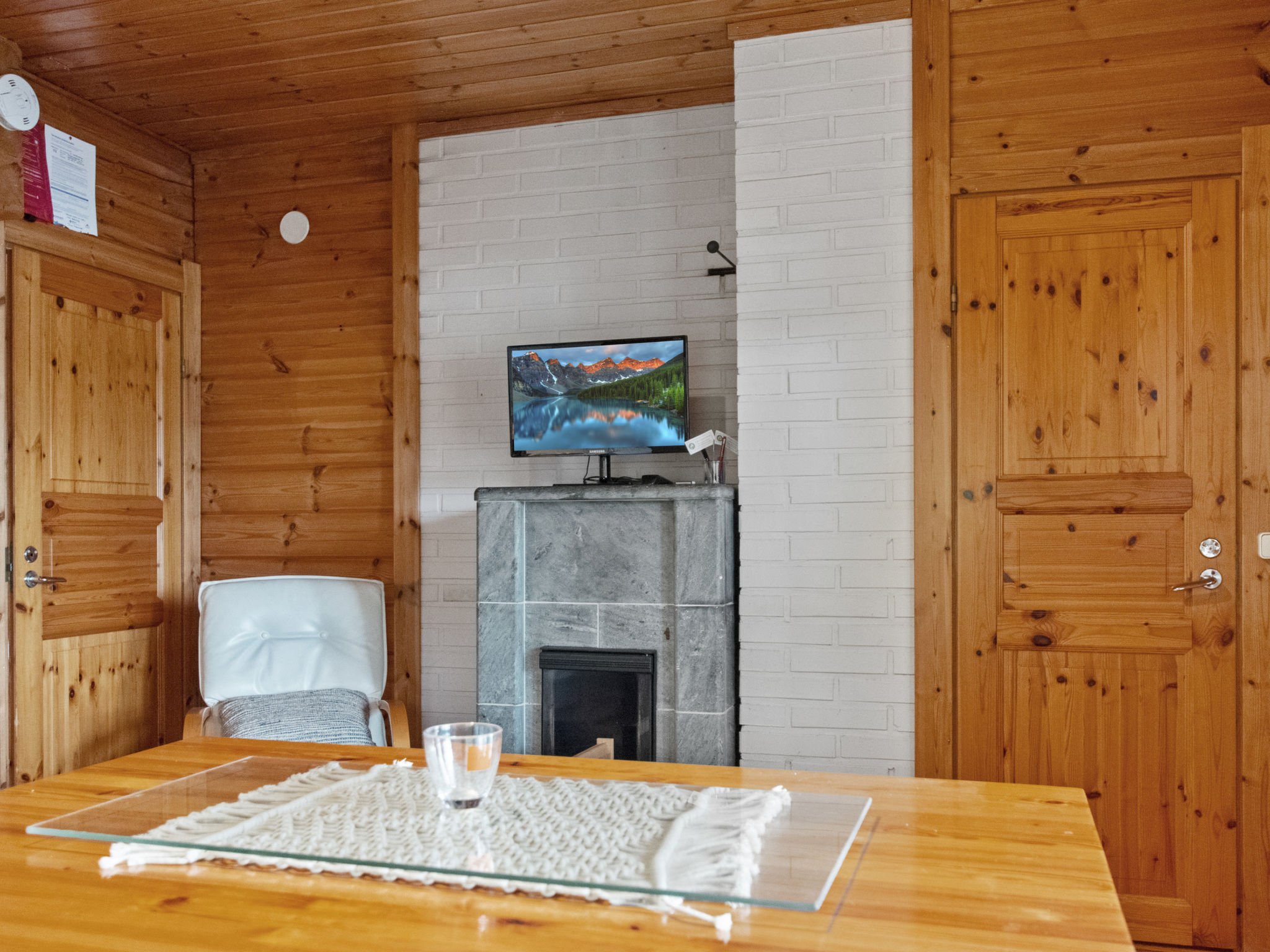 Lahdenpohja, vaikon loma 7 - Dedans
