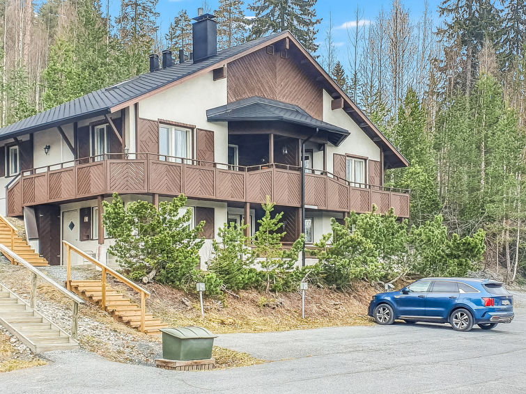 Vakantiehuis aan het meer en de piste in Lapinlahti in Lapinlahti
