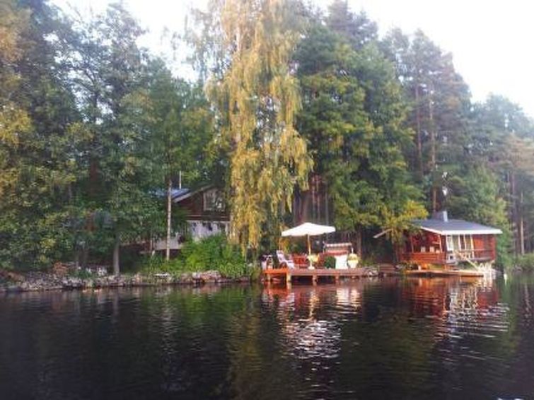 10-persoons vakantiehuis Elsanranta aan het meer in Leppävirta in Leppävirta