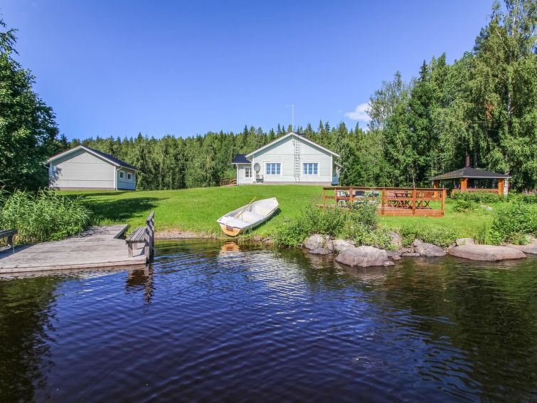 8-persoons vakantiehuis aan het meer in Leppävirta met sauna in Leppävirta