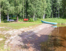 Pikkupuro: Authentieke Finse houtcabine direct aan het Syvärimeer - thumbnail 4