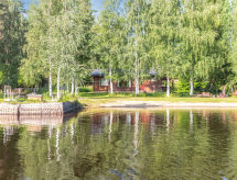 Pikkupuro: Authentieke Finse houtcabine direct aan het Syvärimeer - thumbnail 1