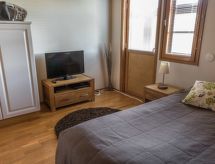 Holiday home Alppinuppu