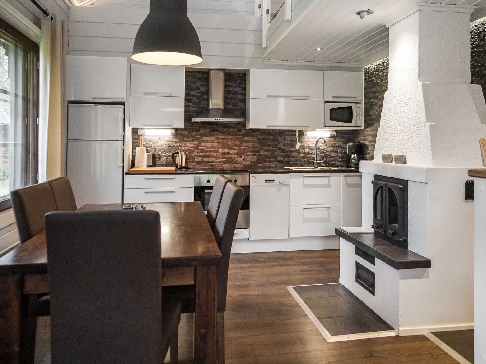 Tahkovuorentie 34 b-Binnen