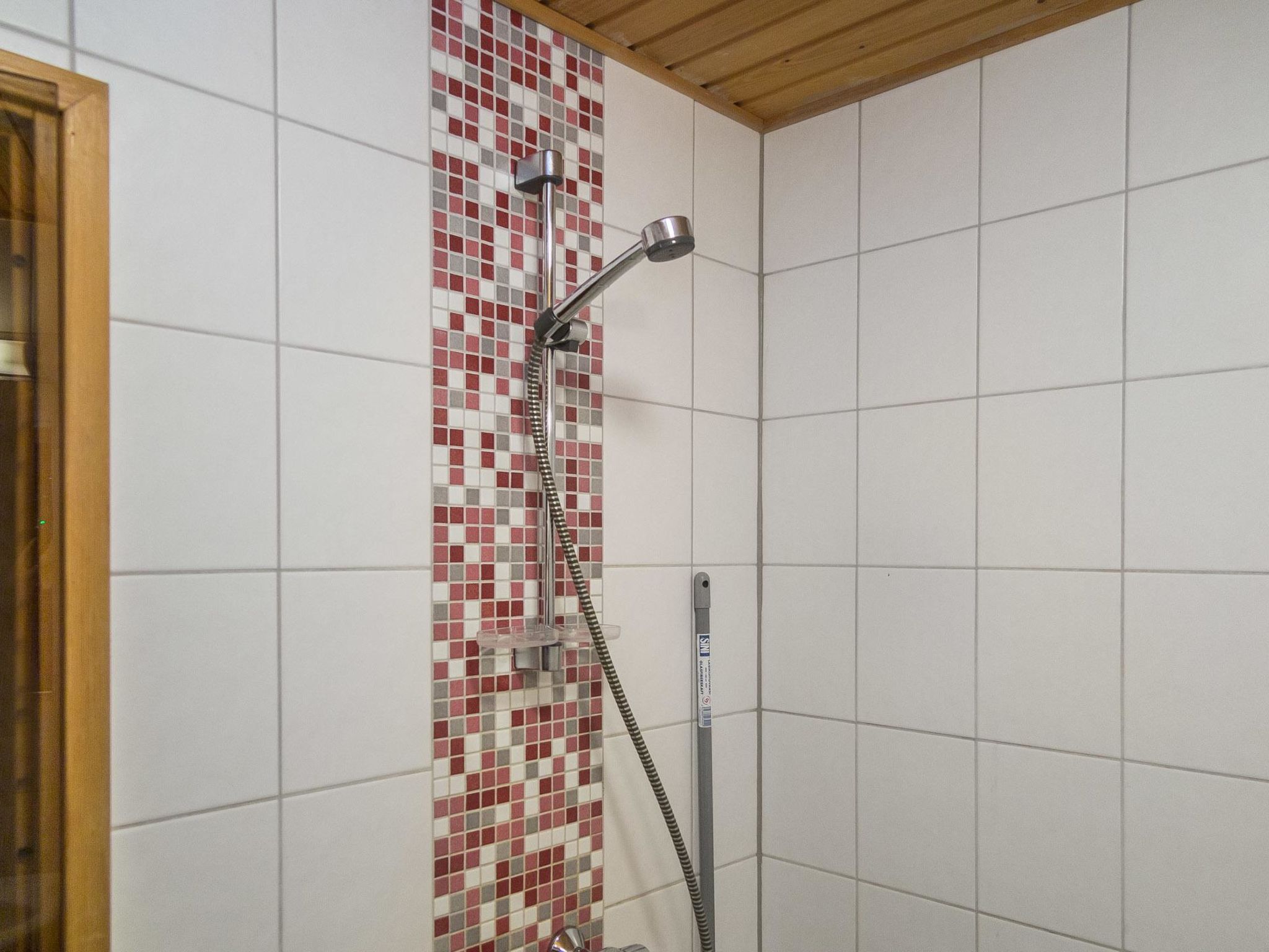 Alppitalo punatähti 7 as 4-Inside