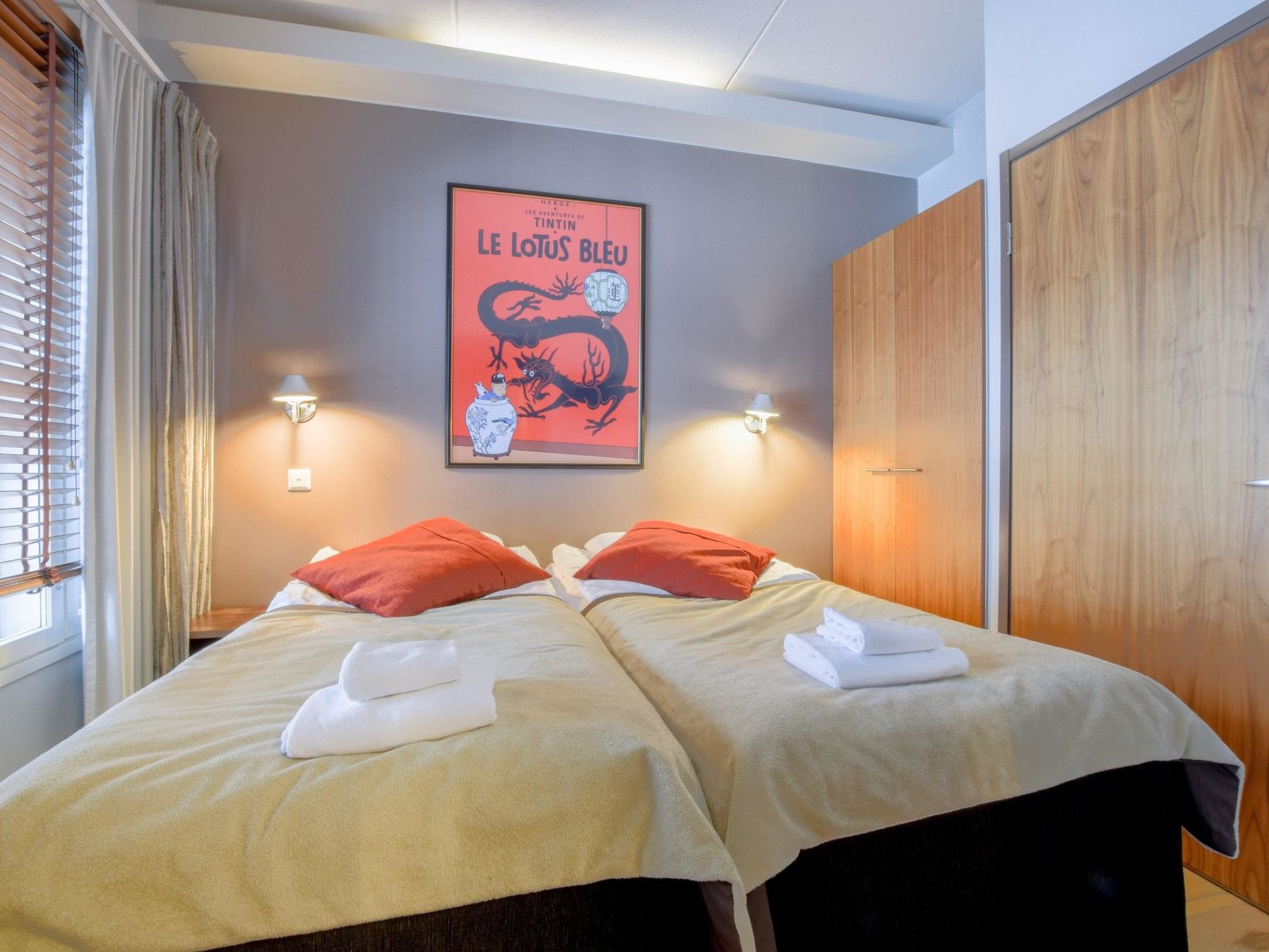 Tahko spa junior suite orange b6-Inside