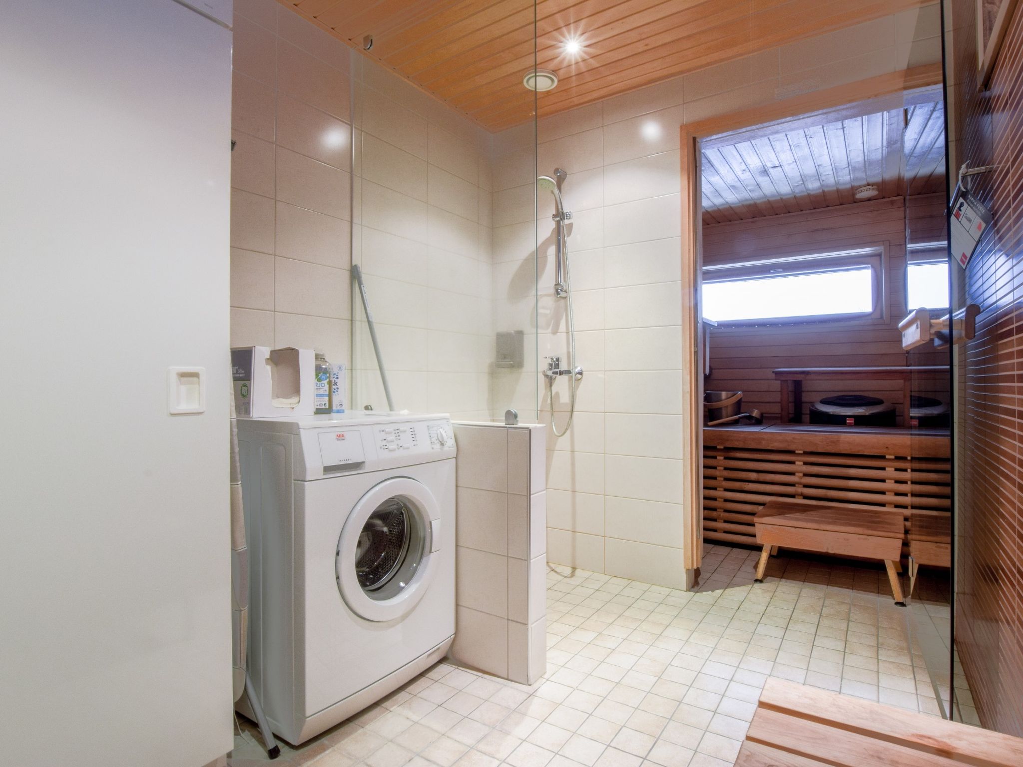Maison Tahko spa junior suite orange b6 – Intérieur, photo 40 sur 50