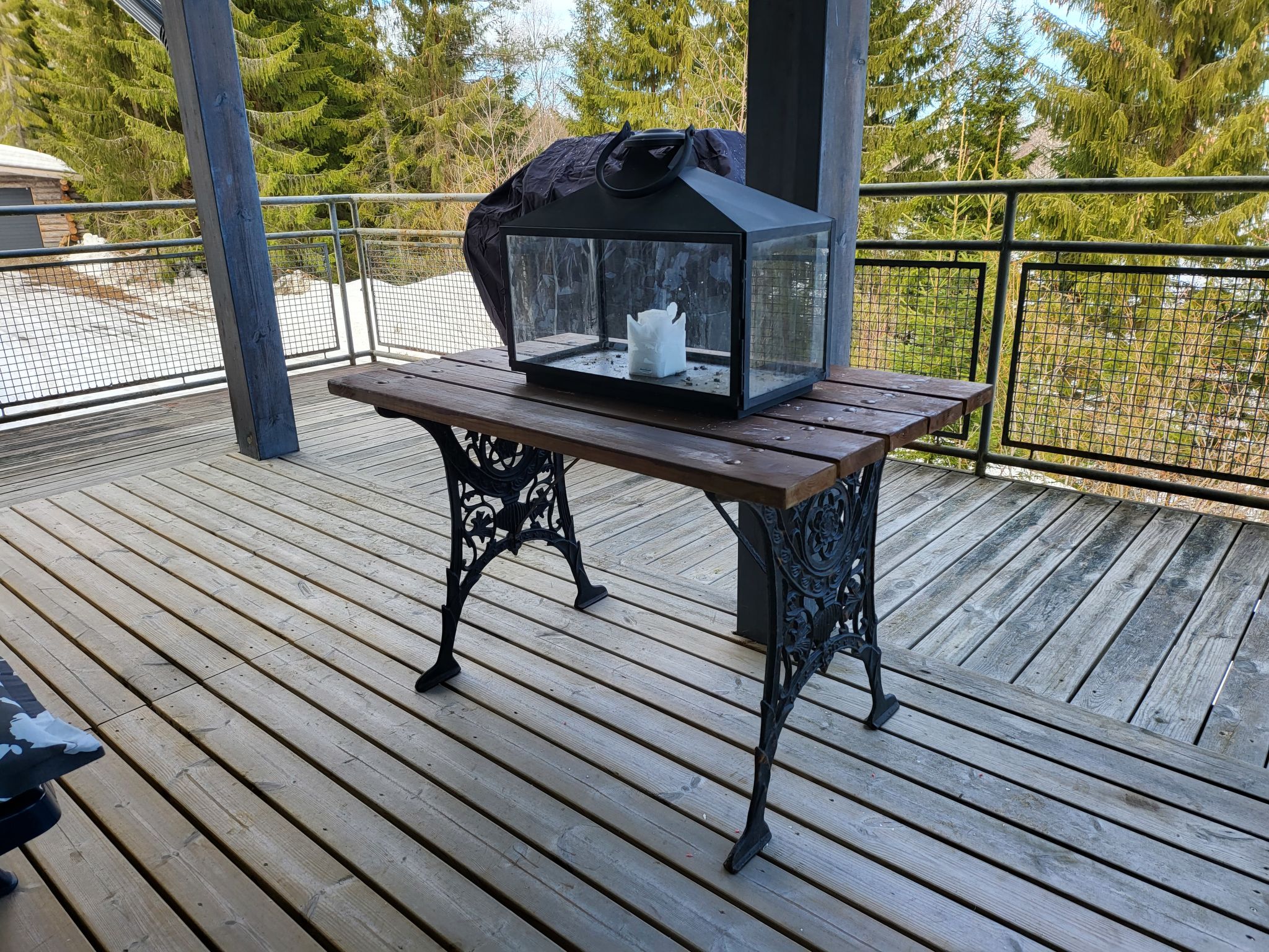 Tahkomäki - Drinnen