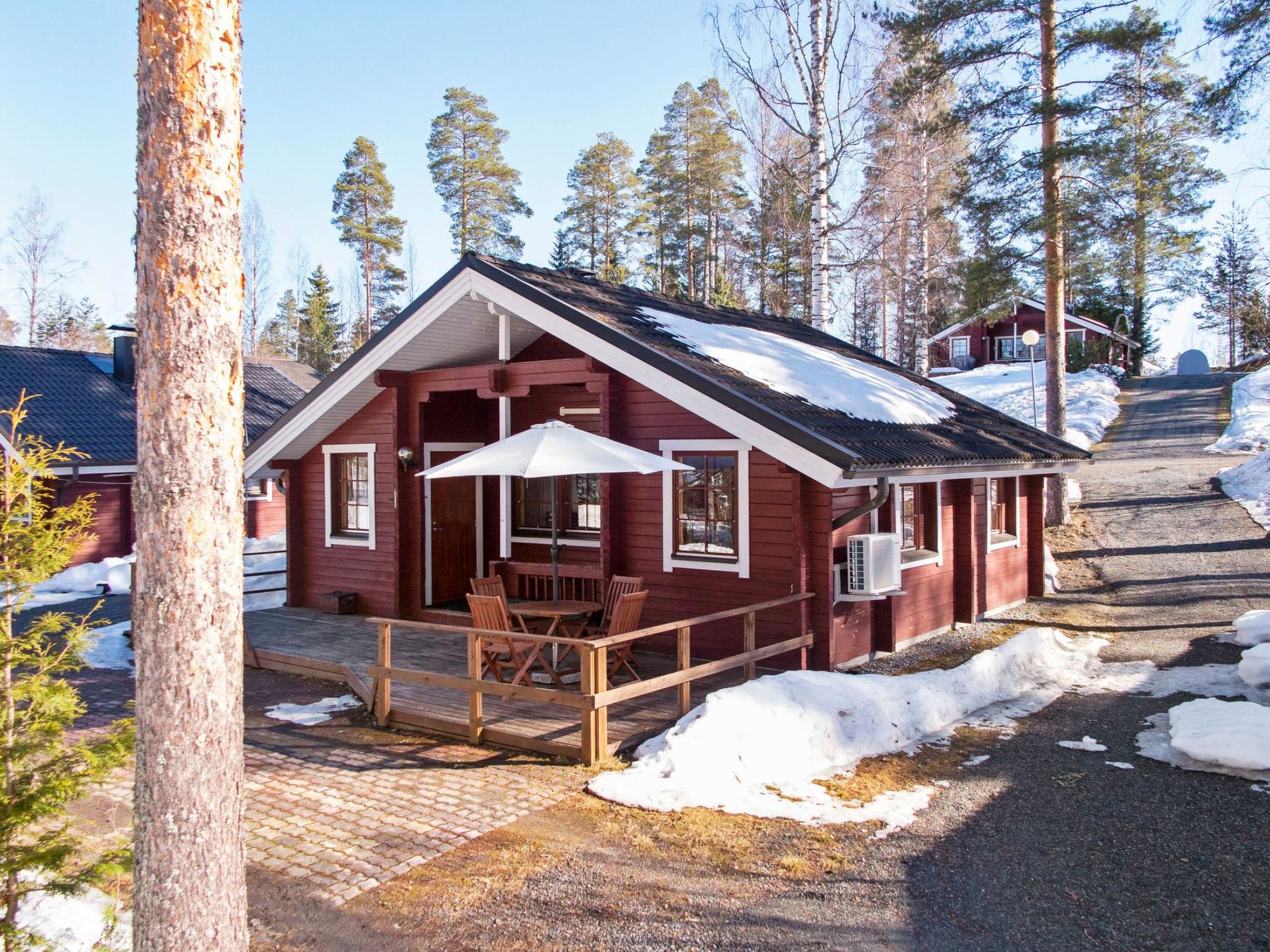 Lomasyväri 810-Binnen