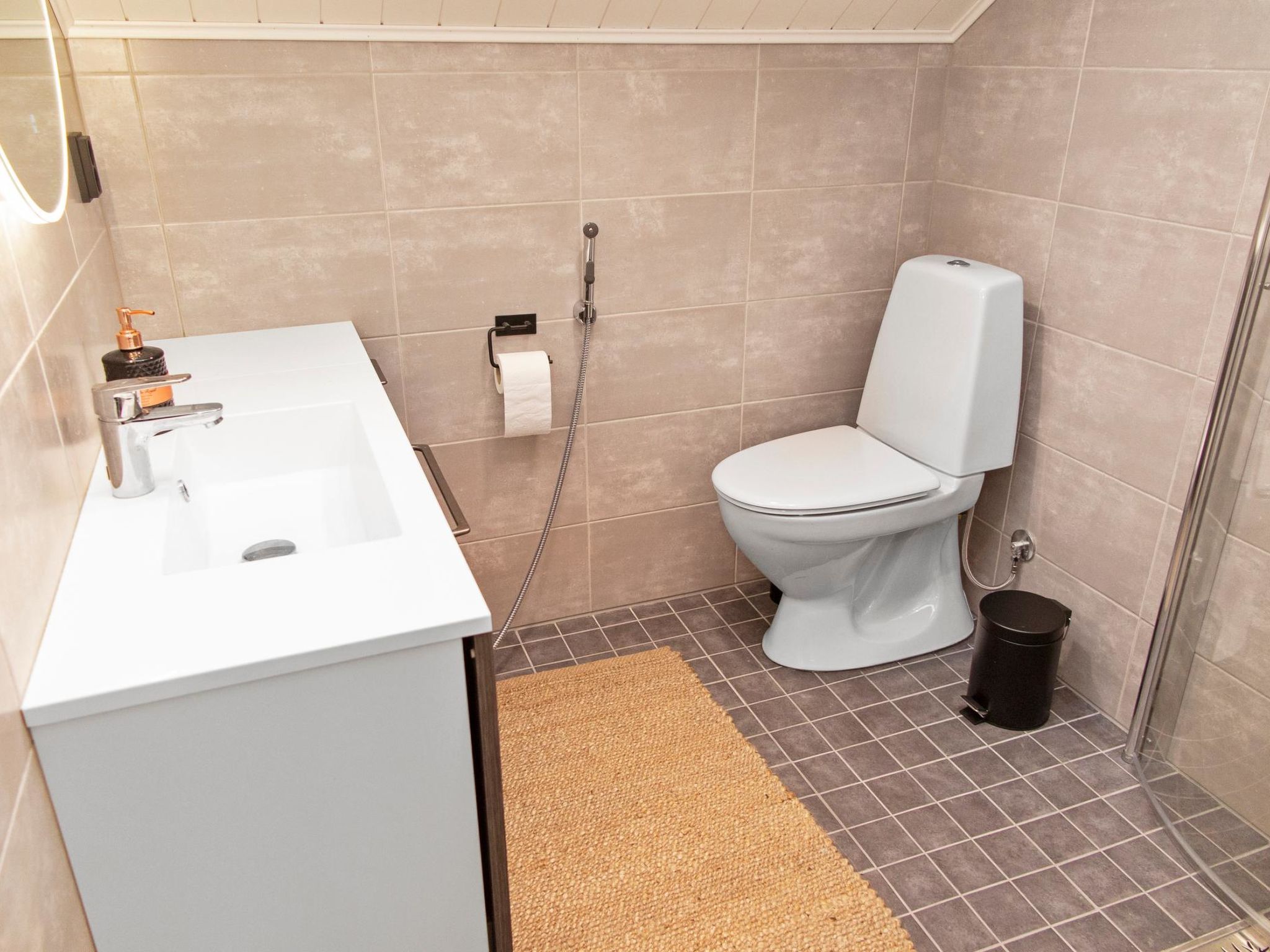 Tonttutahko 20 b-Inside