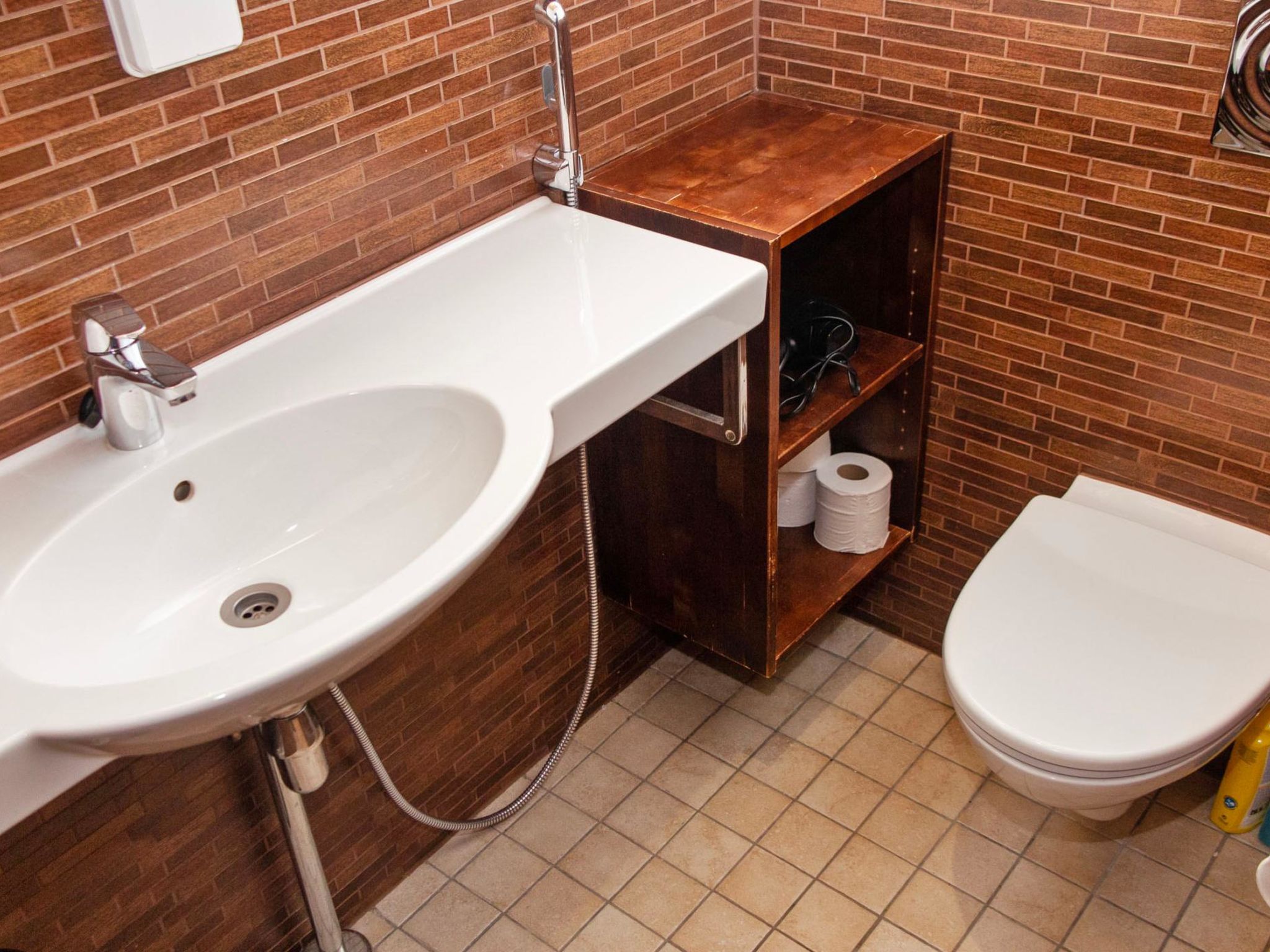 Tahko spa junior suite orange a 10-Inside