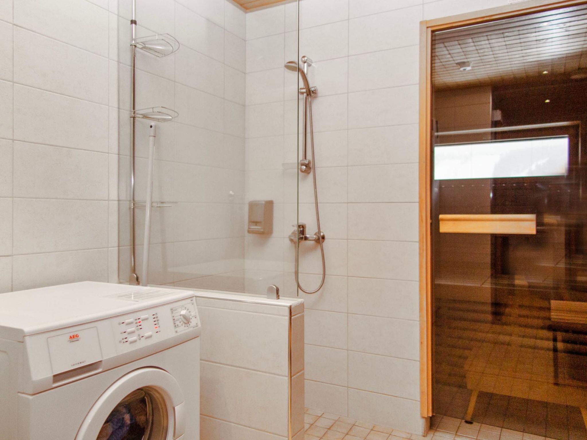 Tahko spa junior suite orange a 10-Inside