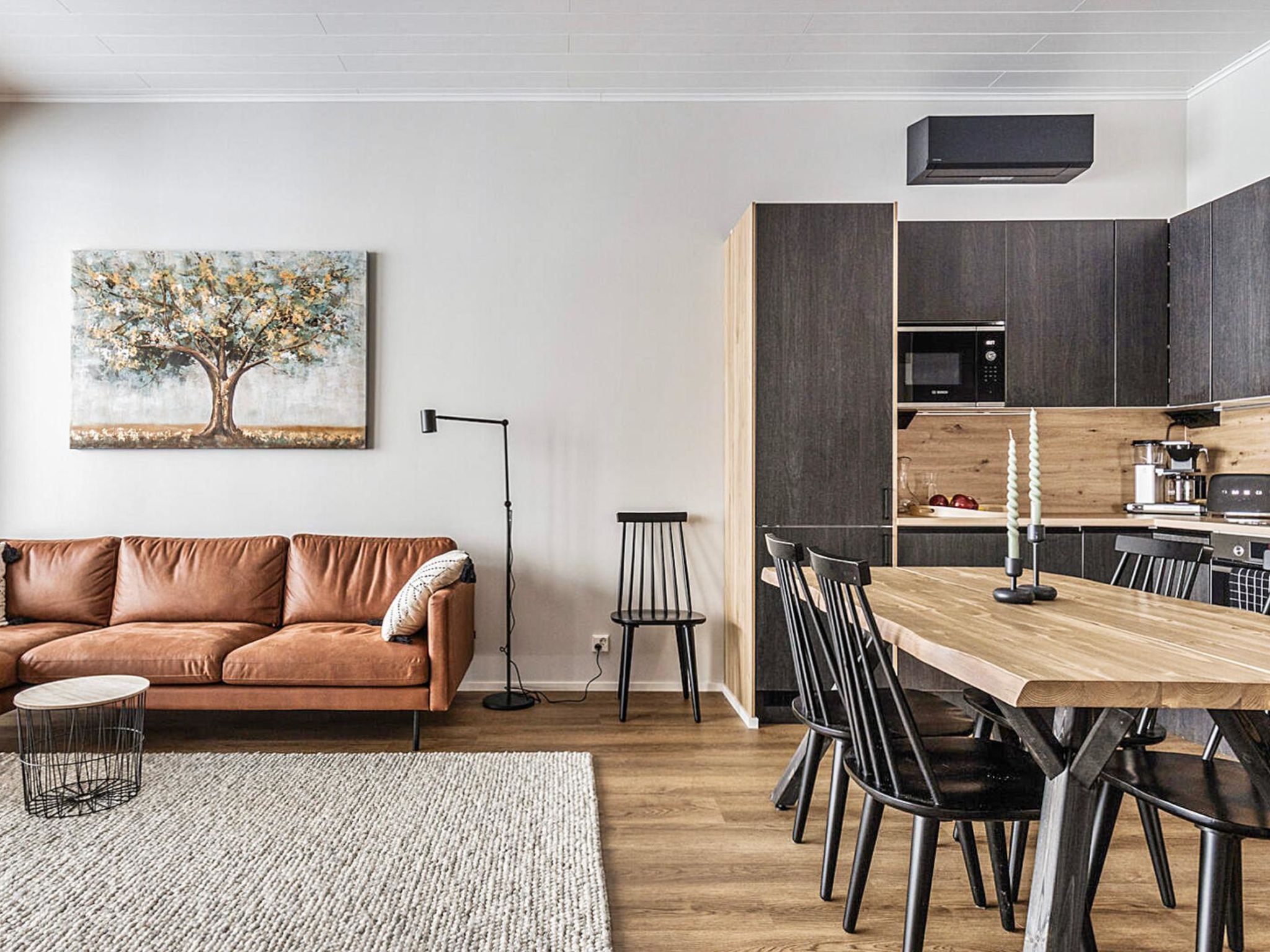 Nieuwe houten villa aan het meer in Tahko – 6 personen, sauna en terras - foto 6
