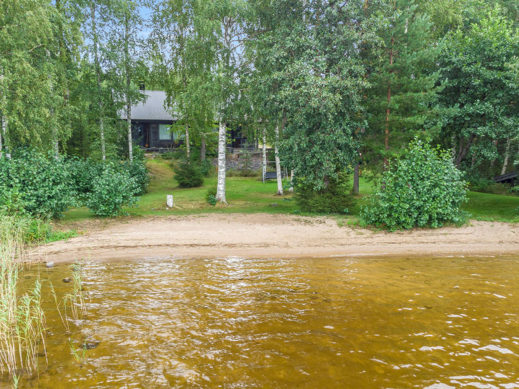 8-persoons vakantiehuis Runoniekka aan het meer in Rautalampi in Rautalampi