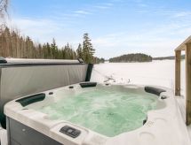 Pihlajaranta: Moderne cabine met jacuzzi aan het Hankavesi-meer in Rautalampi - thumbnail 4