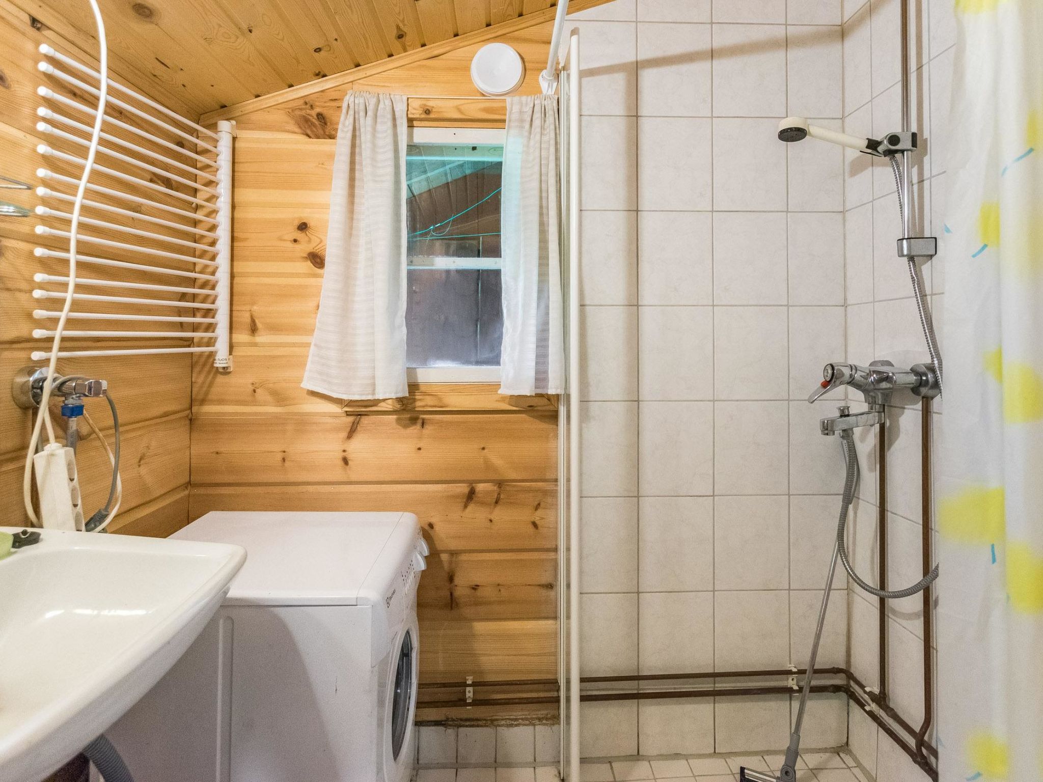 Knusse blokhut Tähdikki aan het Havulampi-meer met eigen sauna en roeiboot - foto 12