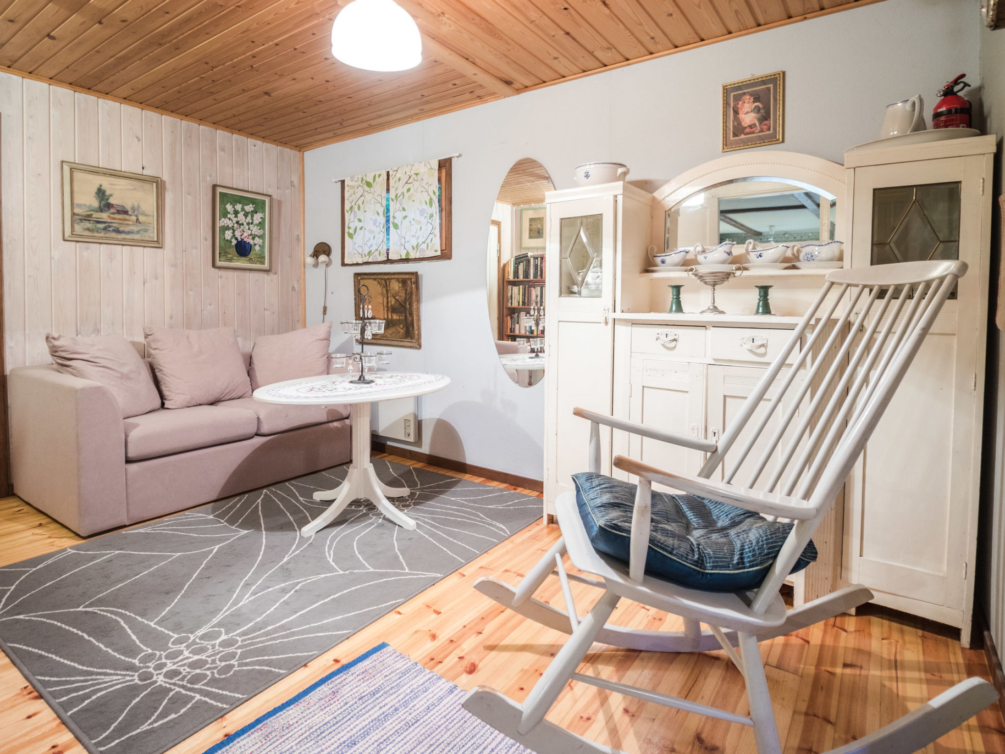 Puutarhurin mökki - Dedans
