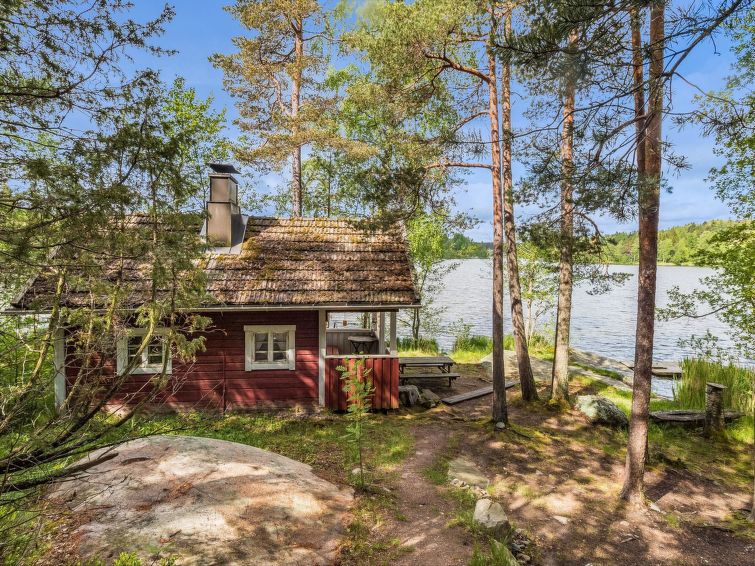 Ferienhaus Artturin mökki - Ferienhausmiete in Kirkkonummi, Südfinnland,  Finnland | Vacando