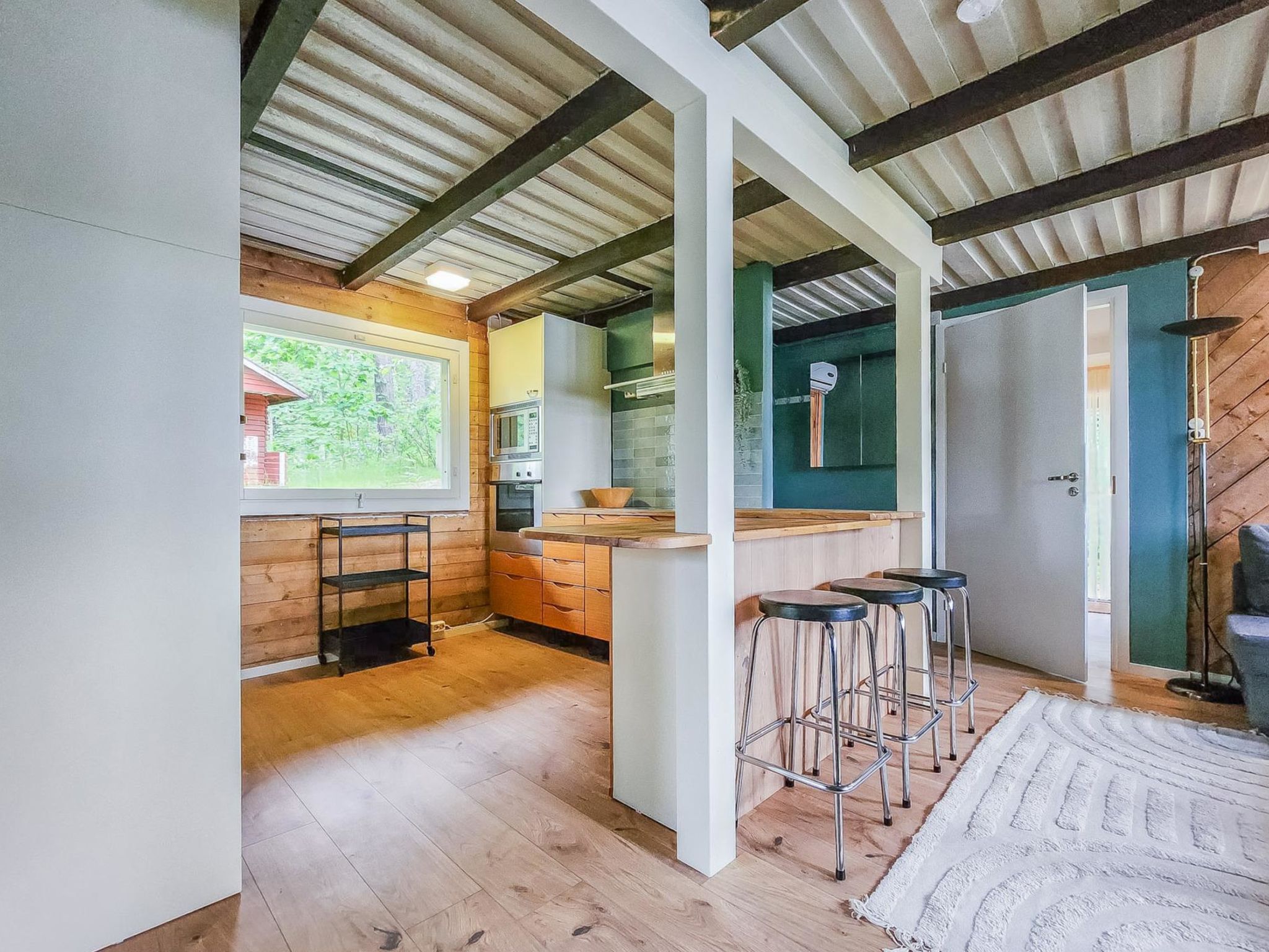 Artturin mökki-Binnen