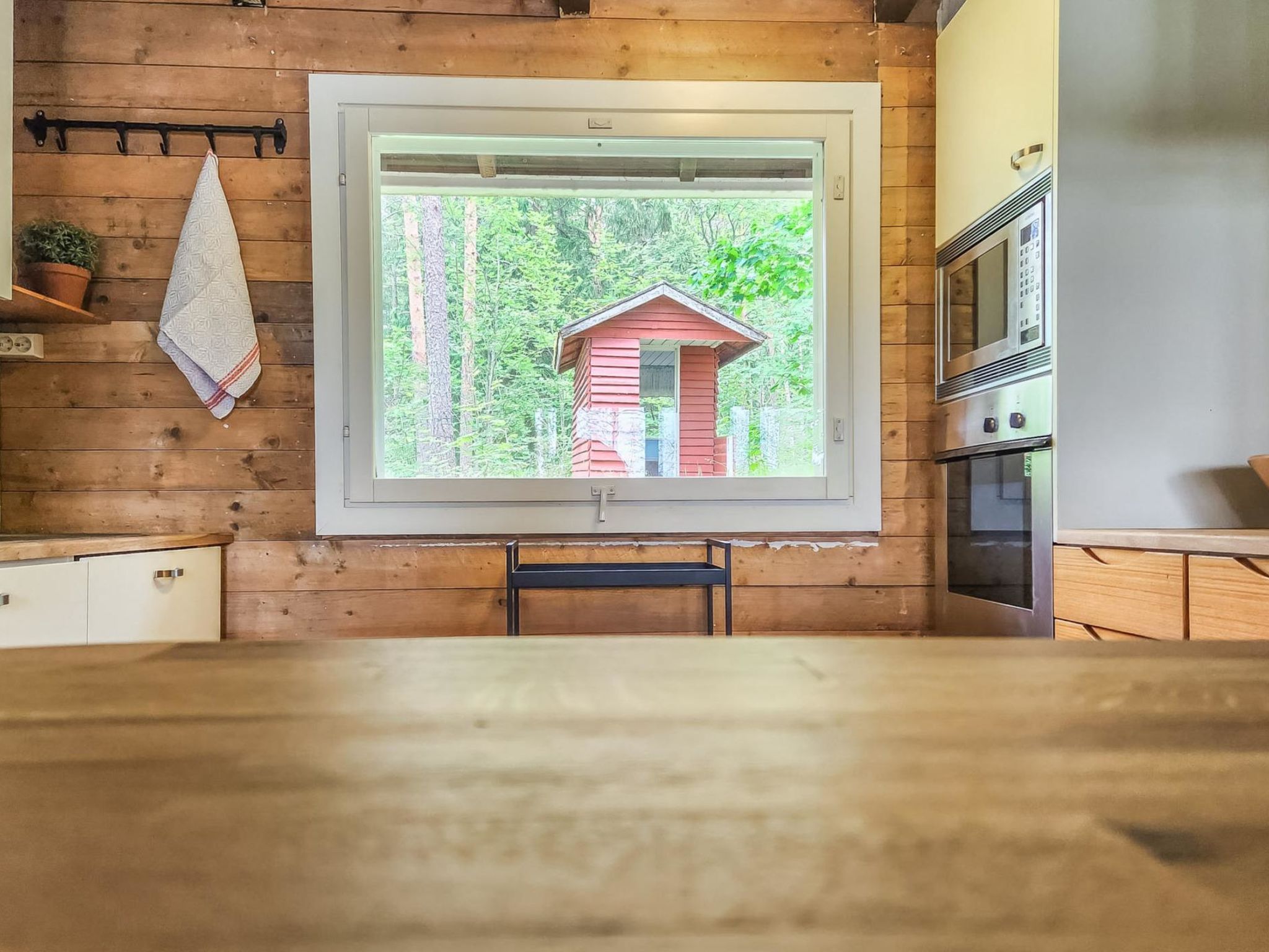 Artturin mökki-Binnen